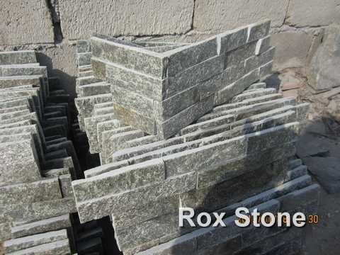 Green Quartzite Stacked Stone Veneer Corner